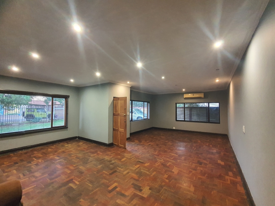 3 Bedroom Property for Sale in Silverton Gauteng