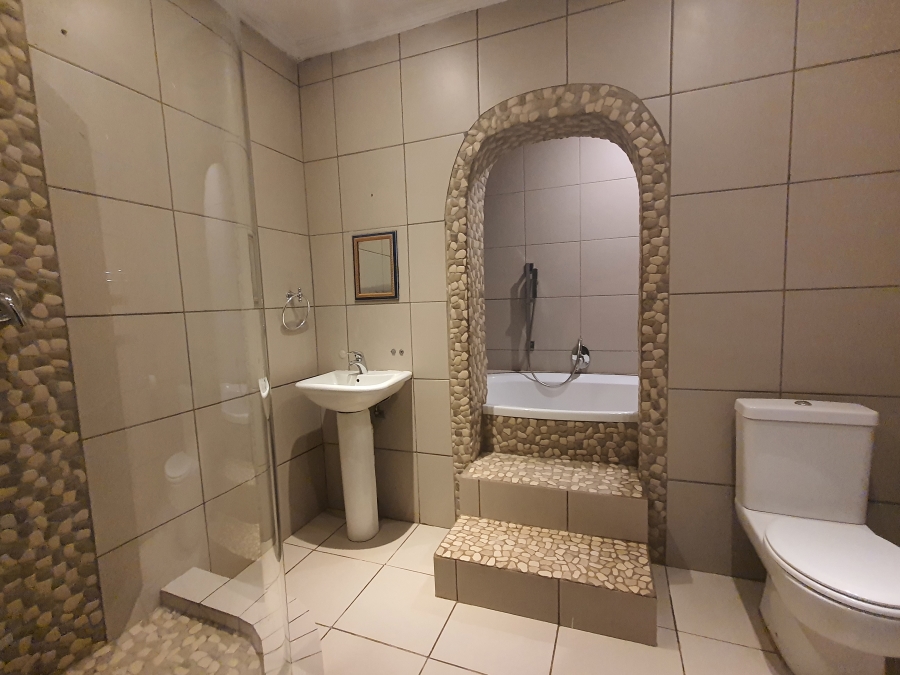 3 Bedroom Property for Sale in Silverton Gauteng