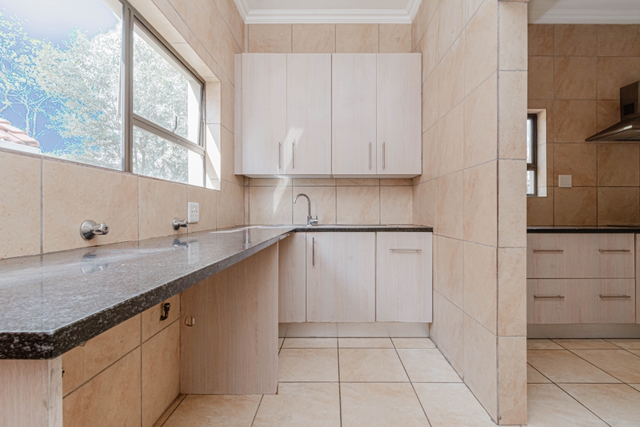 3 Bedroom Property for Sale in Beverley Gauteng