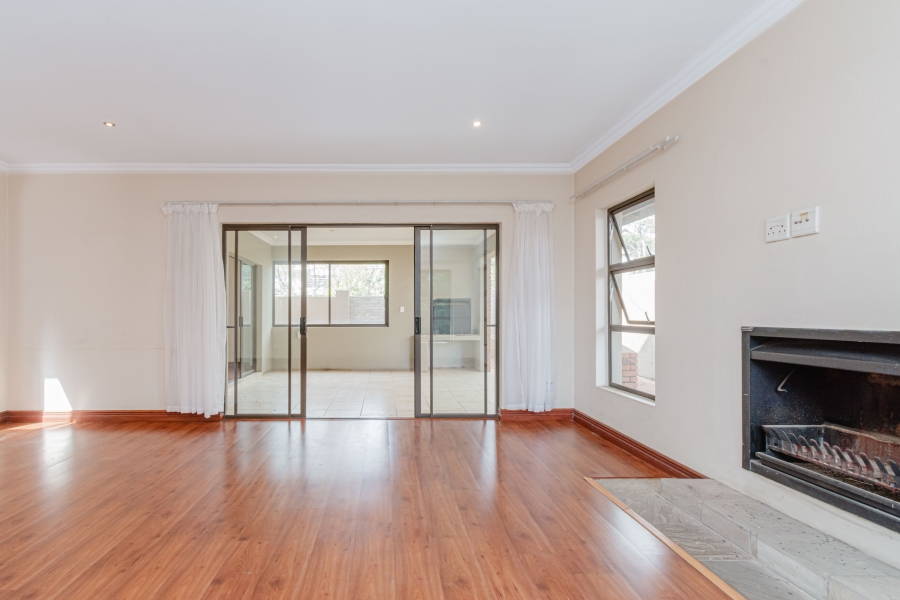 3 Bedroom Property for Sale in Beverley Gauteng