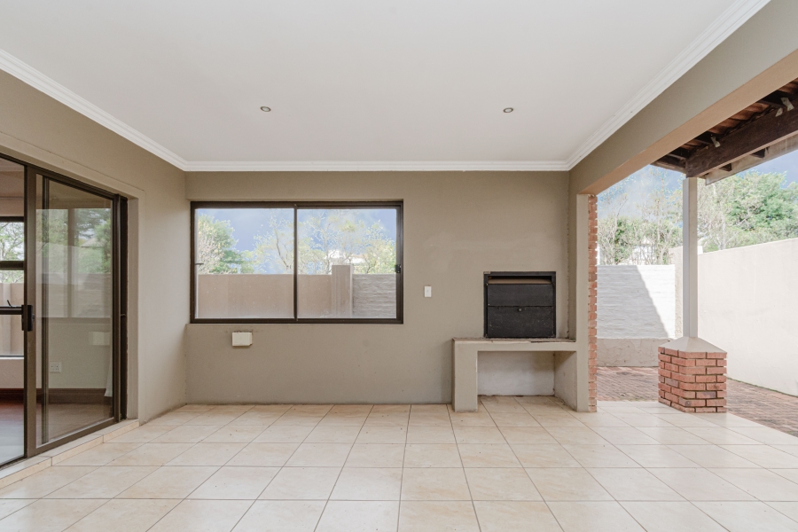 3 Bedroom Property for Sale in Beverley Gauteng
