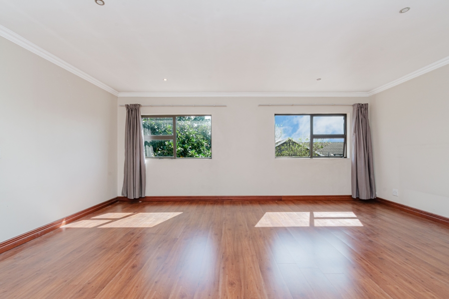 3 Bedroom Property for Sale in Beverley Gauteng