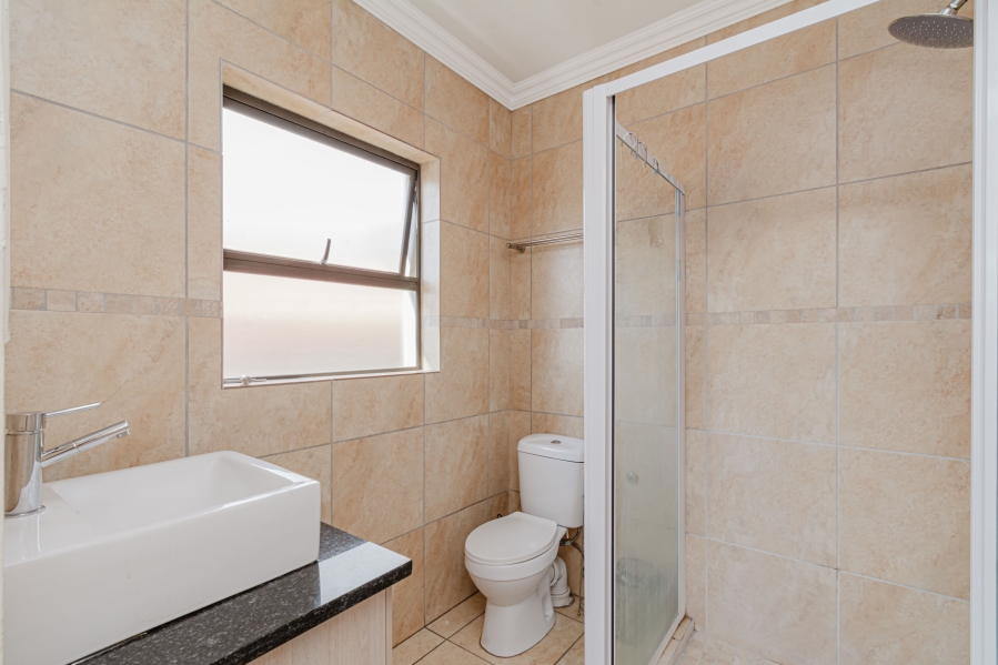 3 Bedroom Property for Sale in Beverley Gauteng