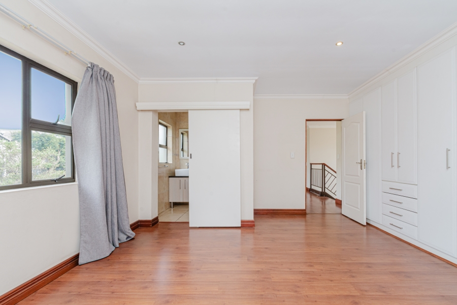 3 Bedroom Property for Sale in Beverley Gauteng