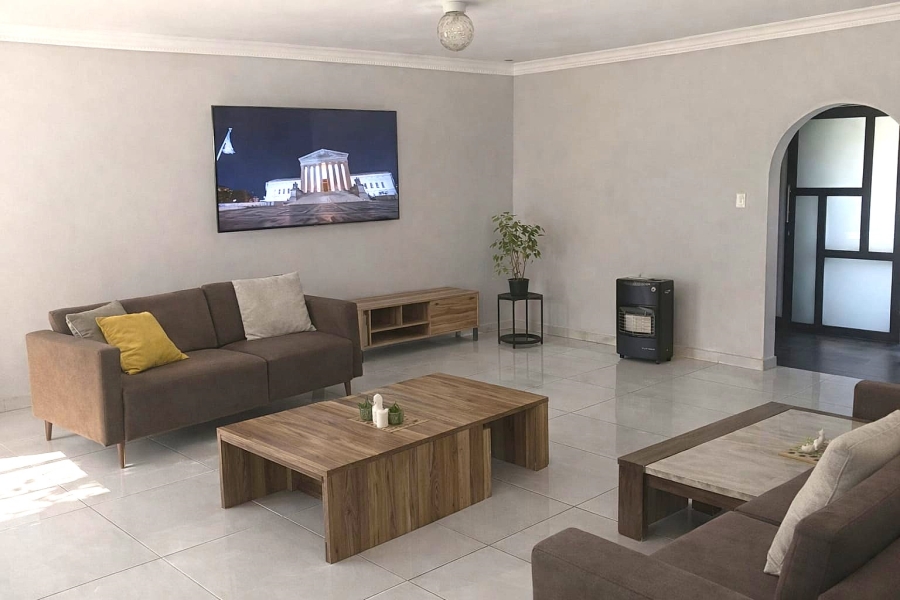 To Let 3 Bedroom Property for Rent in Esther Park Gauteng