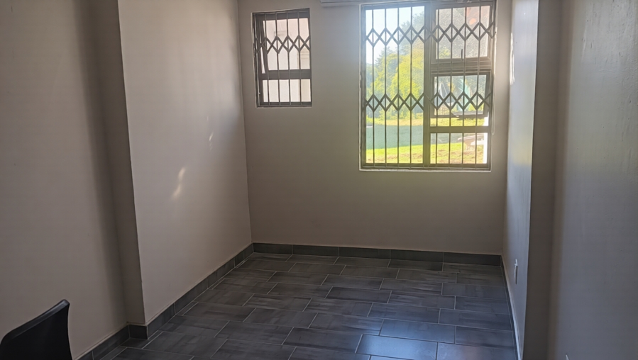 To Let 3 Bedroom Property for Rent in Esther Park Gauteng