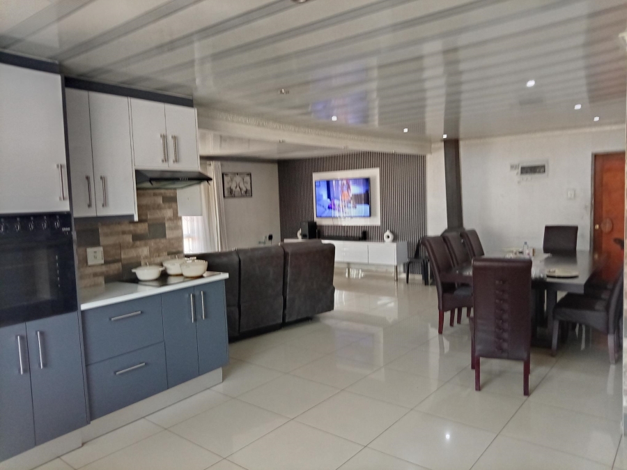 3 Bedroom Property for Sale in Crystal Park Gauteng
