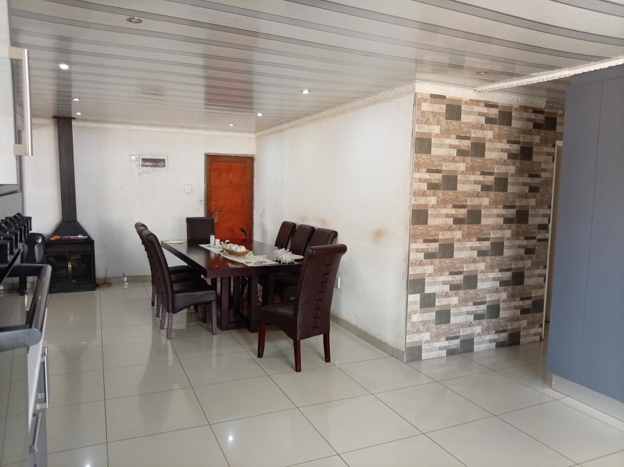 3 Bedroom Property for Sale in Crystal Park Gauteng