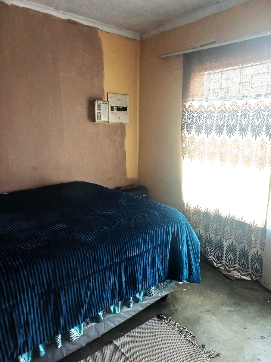 8 Bedroom Property for Sale in Tokoza Gauteng