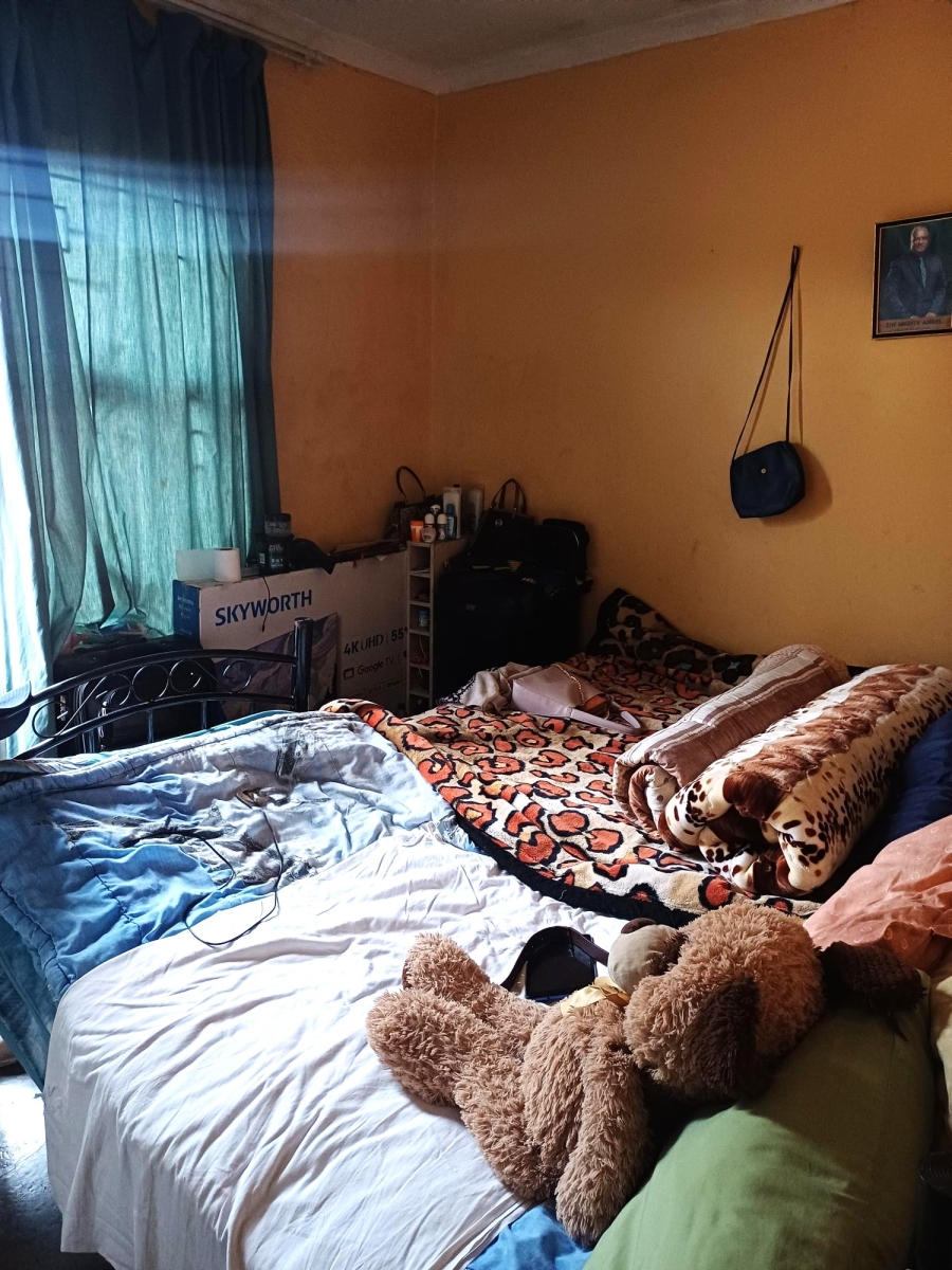 8 Bedroom Property for Sale in Tokoza Gauteng