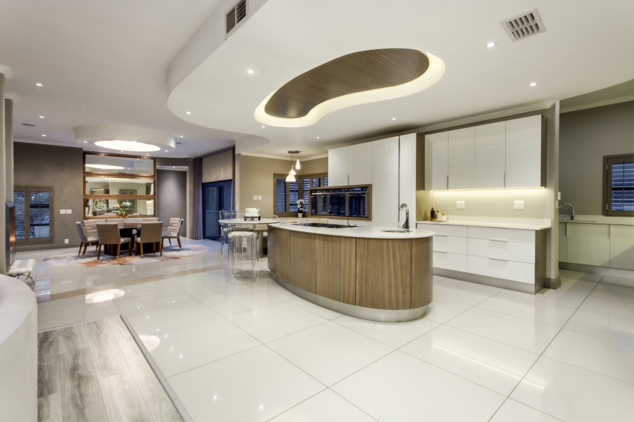 5 Bedroom Property for Sale in Helderfontein Estate Gauteng