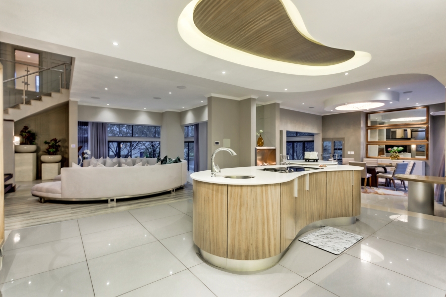 5 Bedroom Property for Sale in Helderfontein Estate Gauteng
