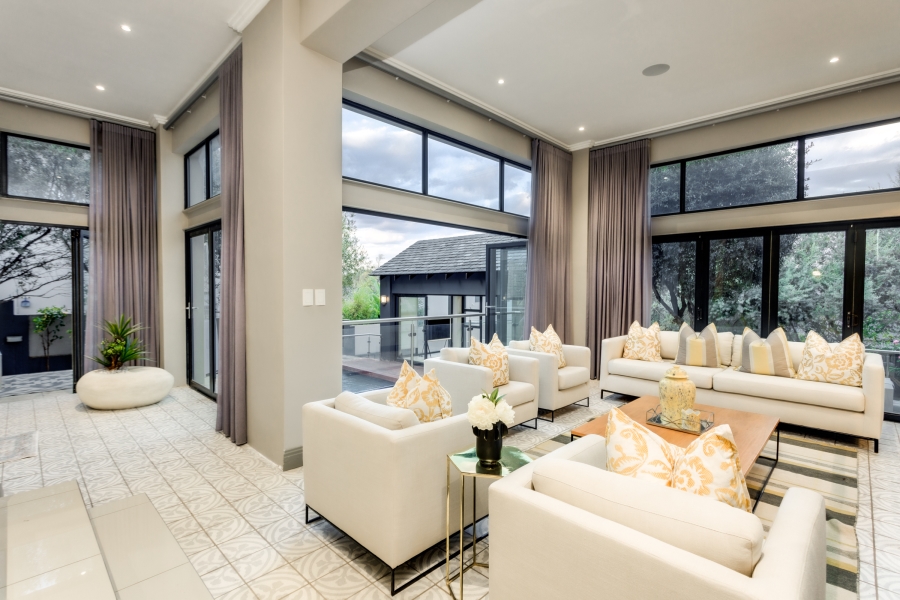 5 Bedroom Property for Sale in Helderfontein Estate Gauteng