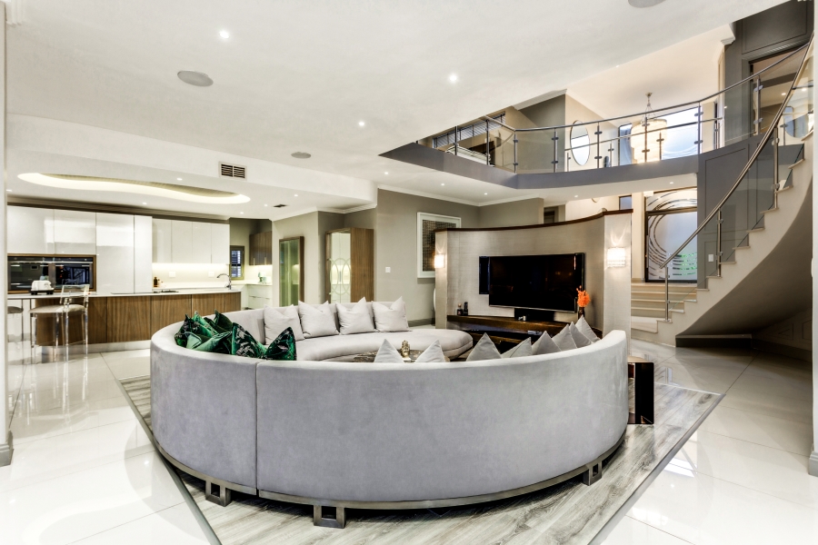 5 Bedroom Property for Sale in Helderfontein Estate Gauteng