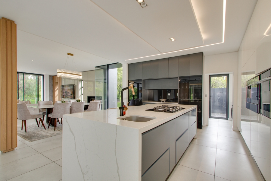 To Let 5 Bedroom Property for Rent in Steyn City Gauteng