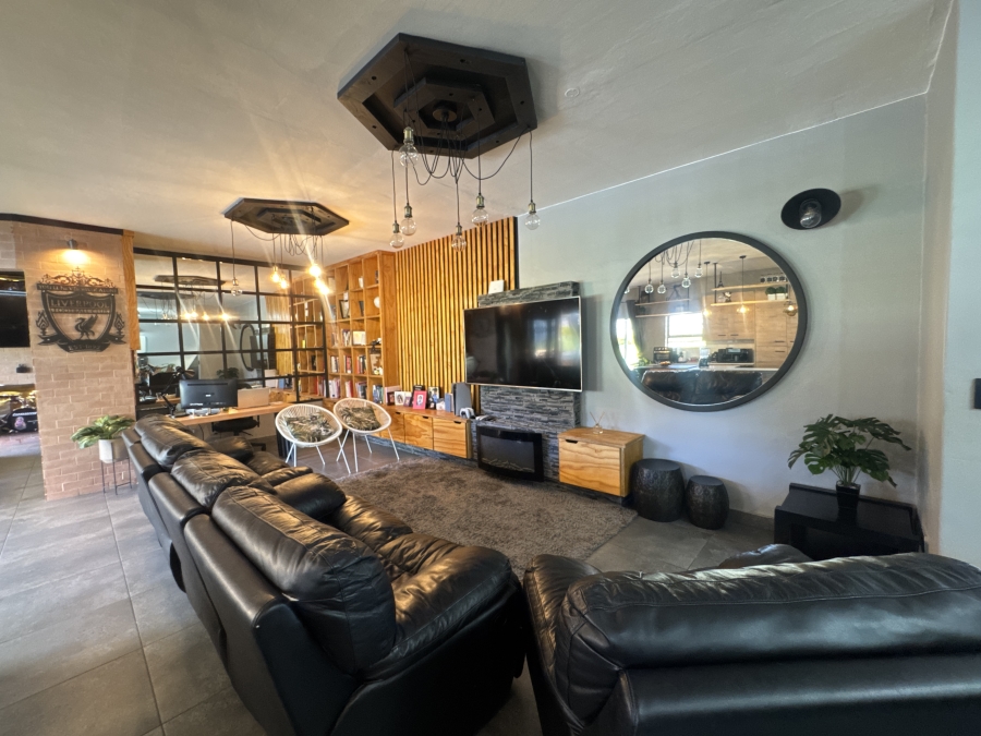 3 Bedroom Property for Sale in Paulshof Gauteng