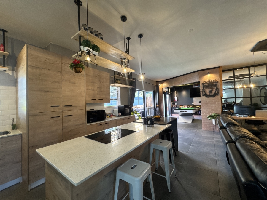 3 Bedroom Property for Sale in Paulshof Gauteng