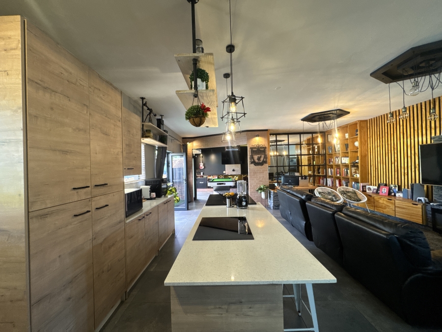 3 Bedroom Property for Sale in Paulshof Gauteng