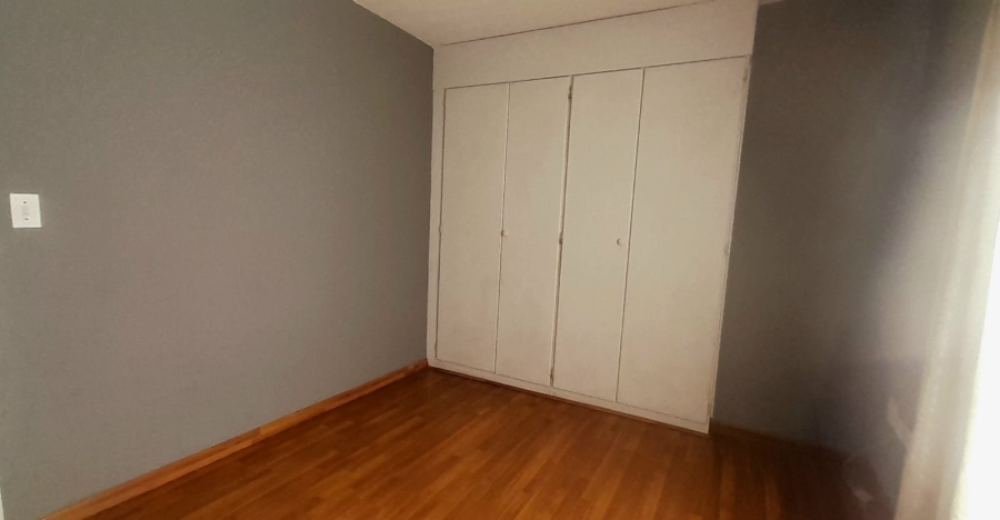 To Let 2 Bedroom Property for Rent in Constantia Kloof Gauteng