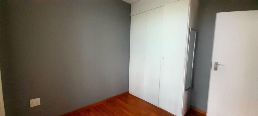To Let 2 Bedroom Property for Rent in Constantia Kloof Gauteng