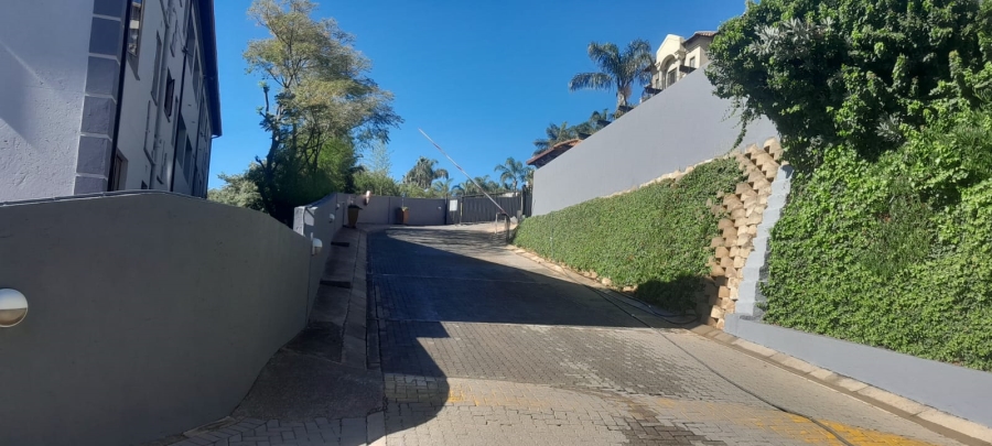 To Let 2 Bedroom Property for Rent in Constantia Kloof Gauteng