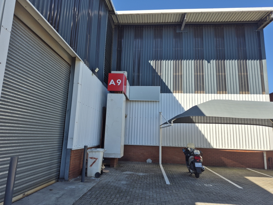 To Let Commercial Property for Rent in Meadowdale Gauteng