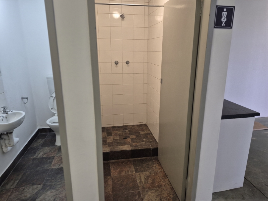 To Let Commercial Property for Rent in Meadowdale Gauteng