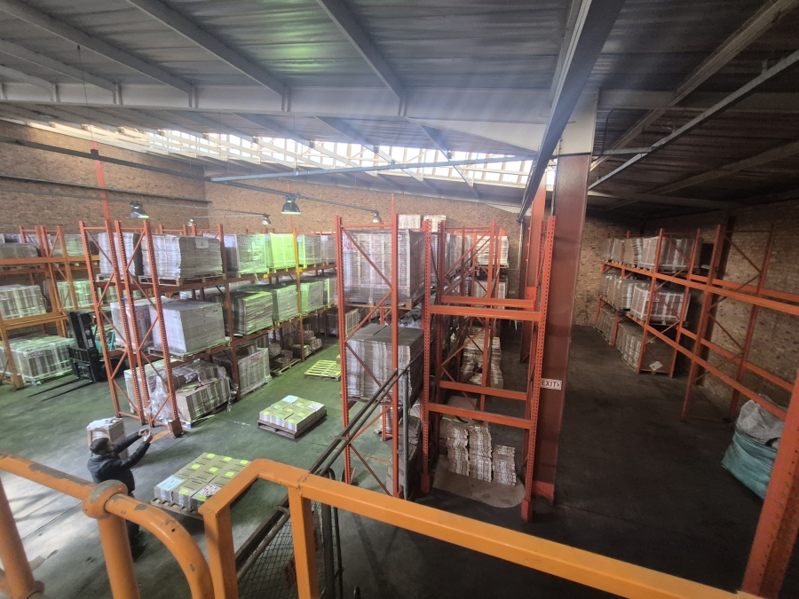 To Let Commercial Property for Rent in Meadowdale Gauteng