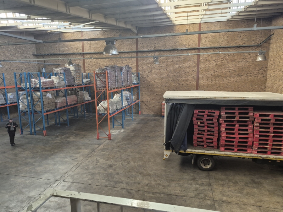 To Let Commercial Property for Rent in Meadowdale Gauteng