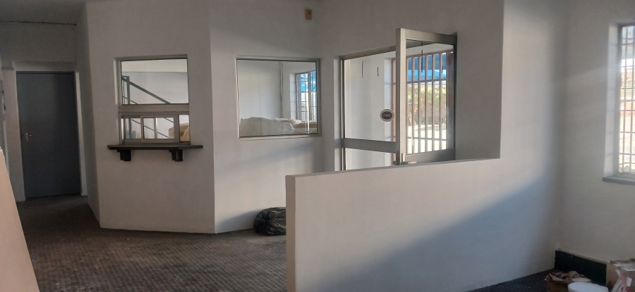 To Let Commercial Property for Rent in Sebenza Gauteng