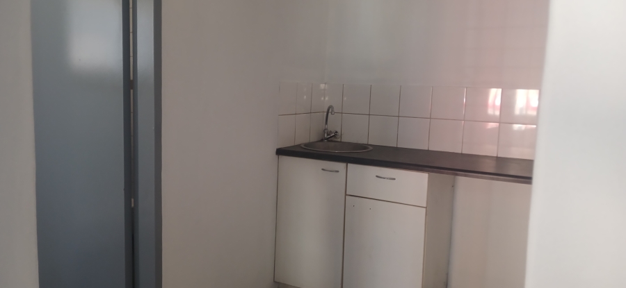 To Let Commercial Property for Rent in Sebenza Gauteng