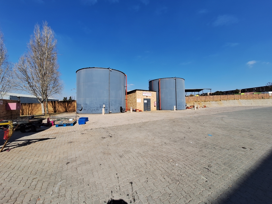 Commercial Property for Sale in Mostyn Park Gauteng