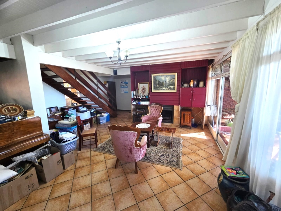 4 Bedroom Property for Sale in Pretoria North Gauteng