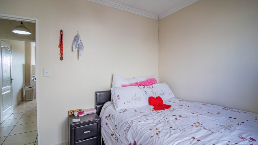 2 Bedroom Property for Sale in Mayberry Park Gauteng