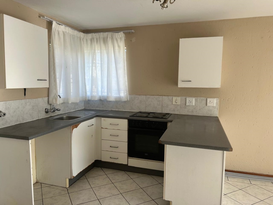 2 Bedroom Property for Sale in Ridgeway Gauteng