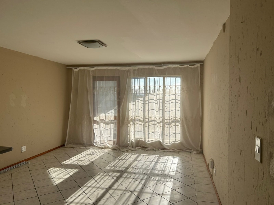 2 Bedroom Property for Sale in Ridgeway Gauteng