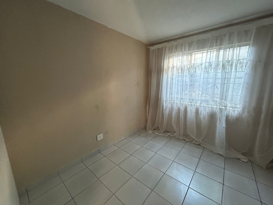 2 Bedroom Property for Sale in Ridgeway Gauteng