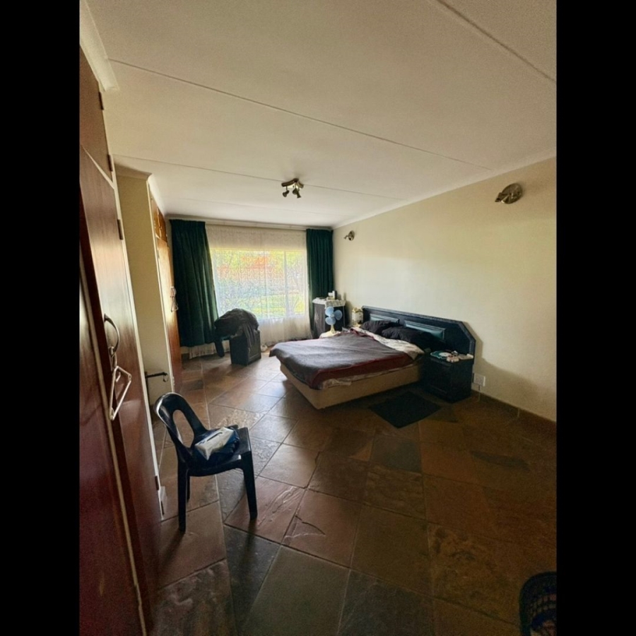 5 Bedroom Property for Sale in Christoburg Gauteng