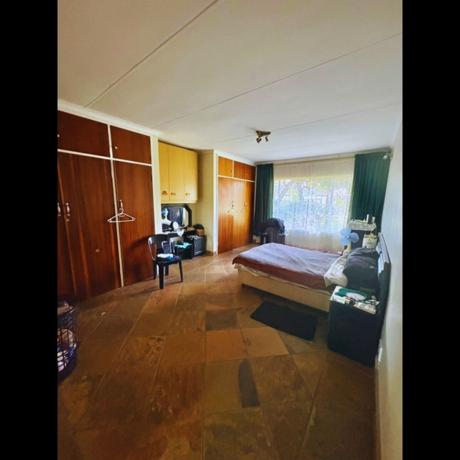 5 Bedroom Property for Sale in Christoburg Gauteng