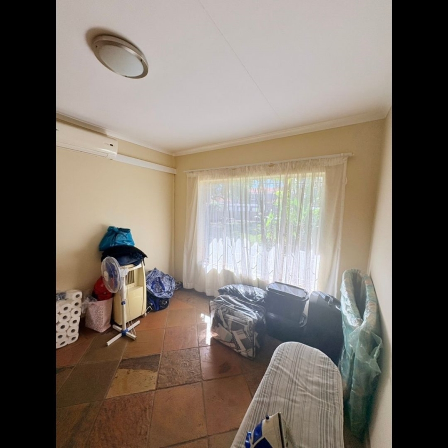 5 Bedroom Property for Sale in Christoburg Gauteng