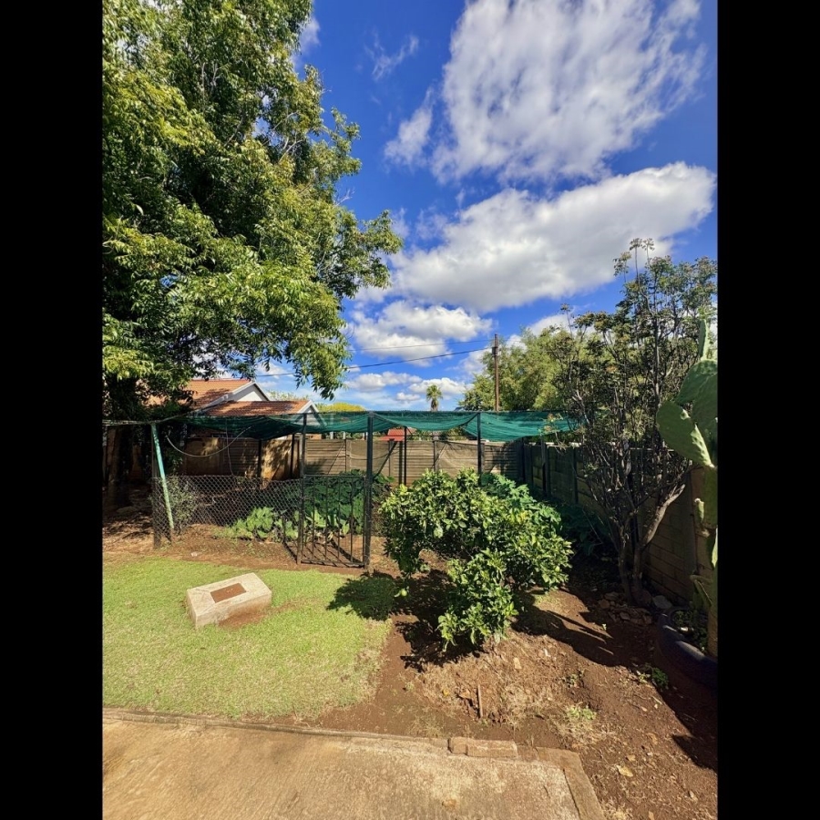 5 Bedroom Property for Sale in Christoburg Gauteng