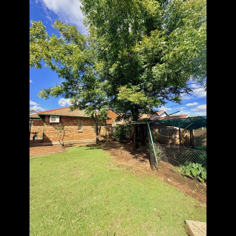 5 Bedroom Property for Sale in Christoburg Gauteng