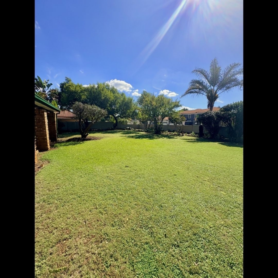 5 Bedroom Property for Sale in Christoburg Gauteng