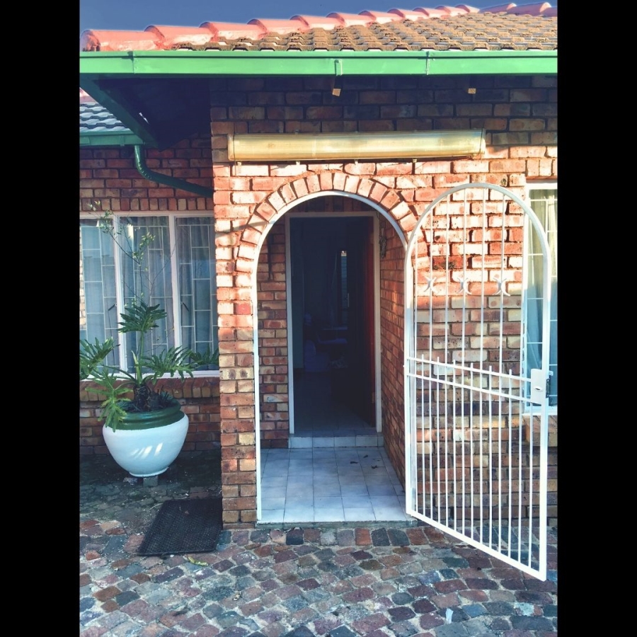 5 Bedroom Property for Sale in Christoburg Gauteng