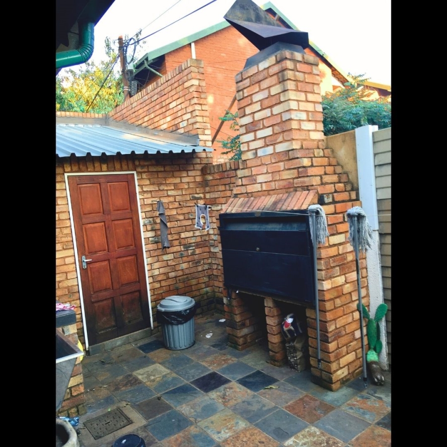 5 Bedroom Property for Sale in Christoburg Gauteng