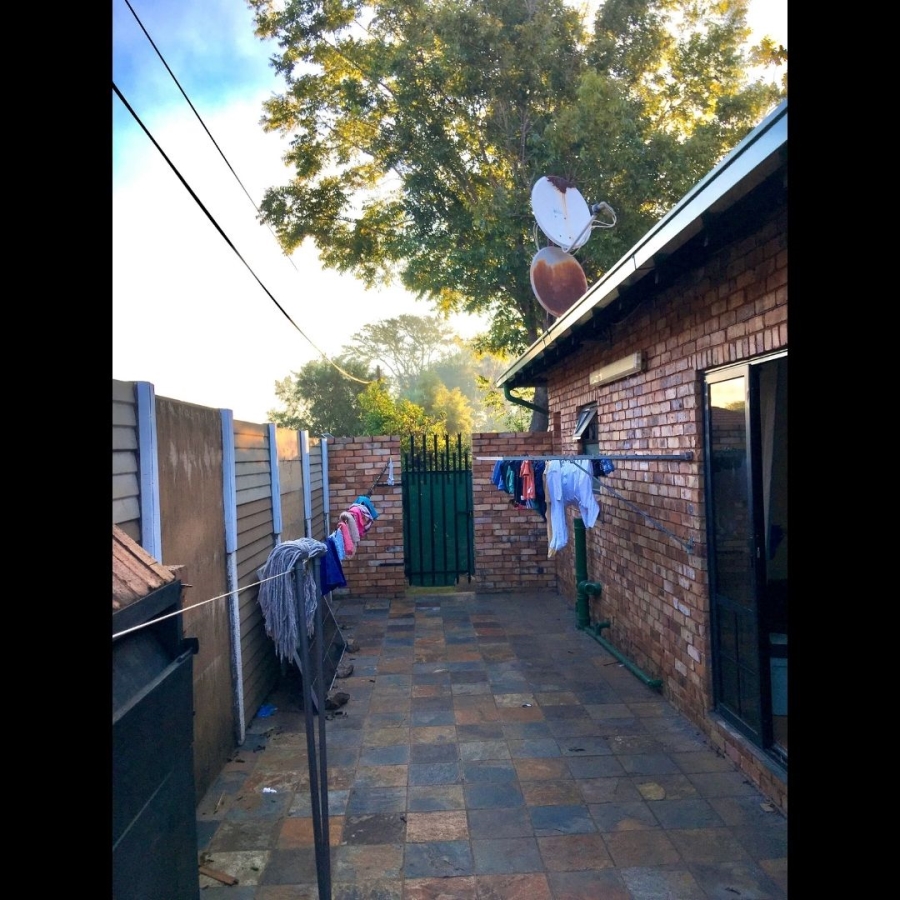 5 Bedroom Property for Sale in Christoburg Gauteng