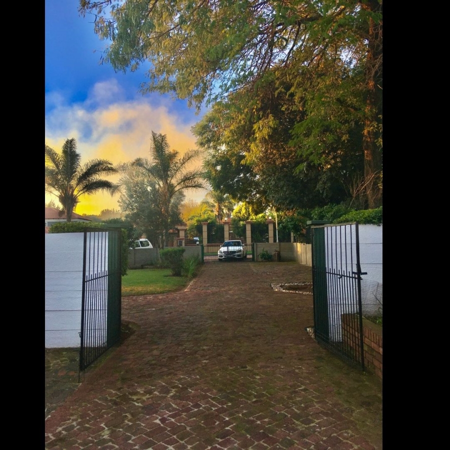 5 Bedroom Property for Sale in Christoburg Gauteng