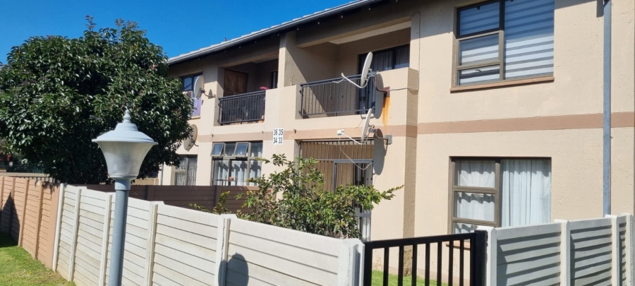 To Let 2 Bedroom Property for Rent in Parkrand Gauteng