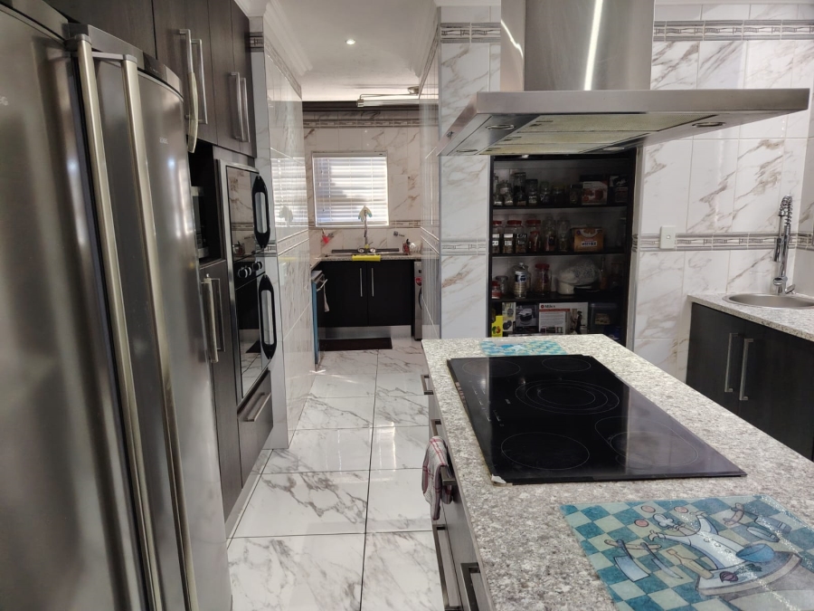 4 Bedroom Property for Sale in Bartlett Gauteng