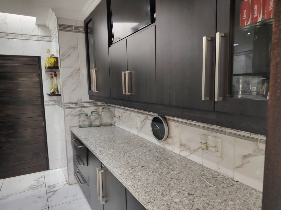 4 Bedroom Property for Sale in Bartlett Gauteng